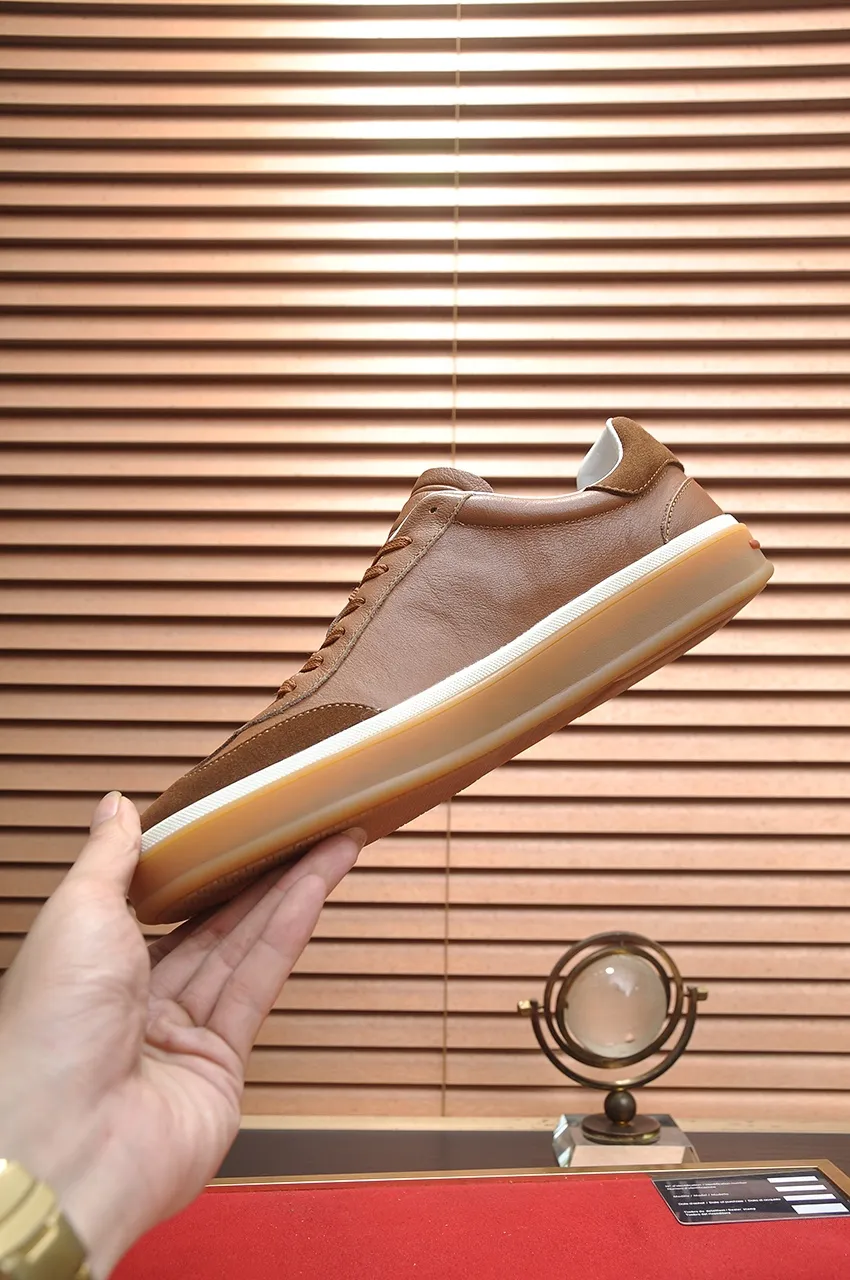 Men's men's shoes 💰540💶【𝐥𝐨𝐫𝐨 𝐏𝐢𝐚𝐧𝐚】lp classic loafers, an Italian treasure brand, the only brand that can match Hermès! Only after wearing it do we realize that we cannot let down our feet. The upper is imported cashmere, the lining of water-dyed cowhide ➕ the cowhide feet, the official original glass rubber outsole, and the pendant. Exclusive original packaging (tag ➕ brand paper ➕ outer box ➕ hand bag) code number: 38-45